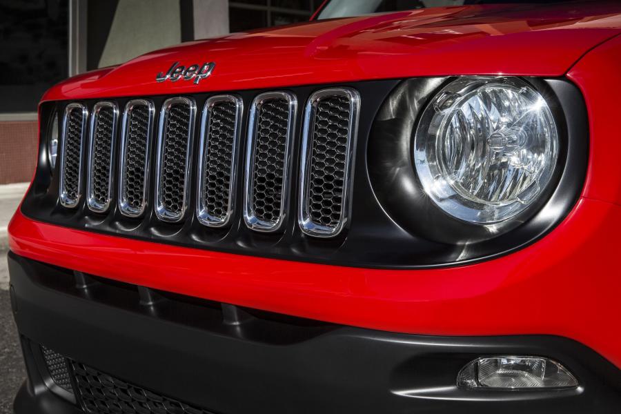 Jeep Renegade 2014 года  (фото 11 из 51)